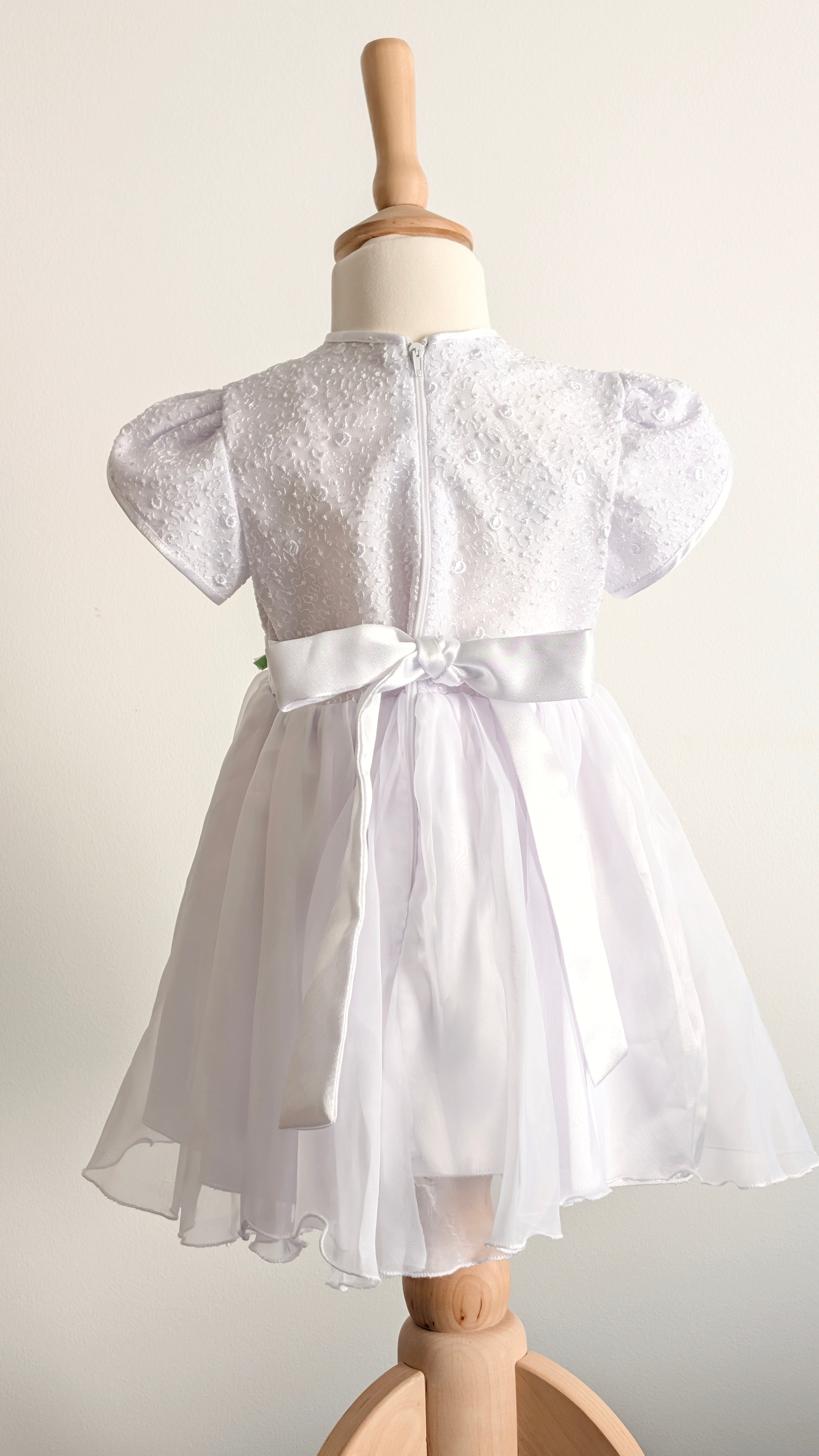 Robe blanche dentelle Le sourire d'un Ange - 12 mois
