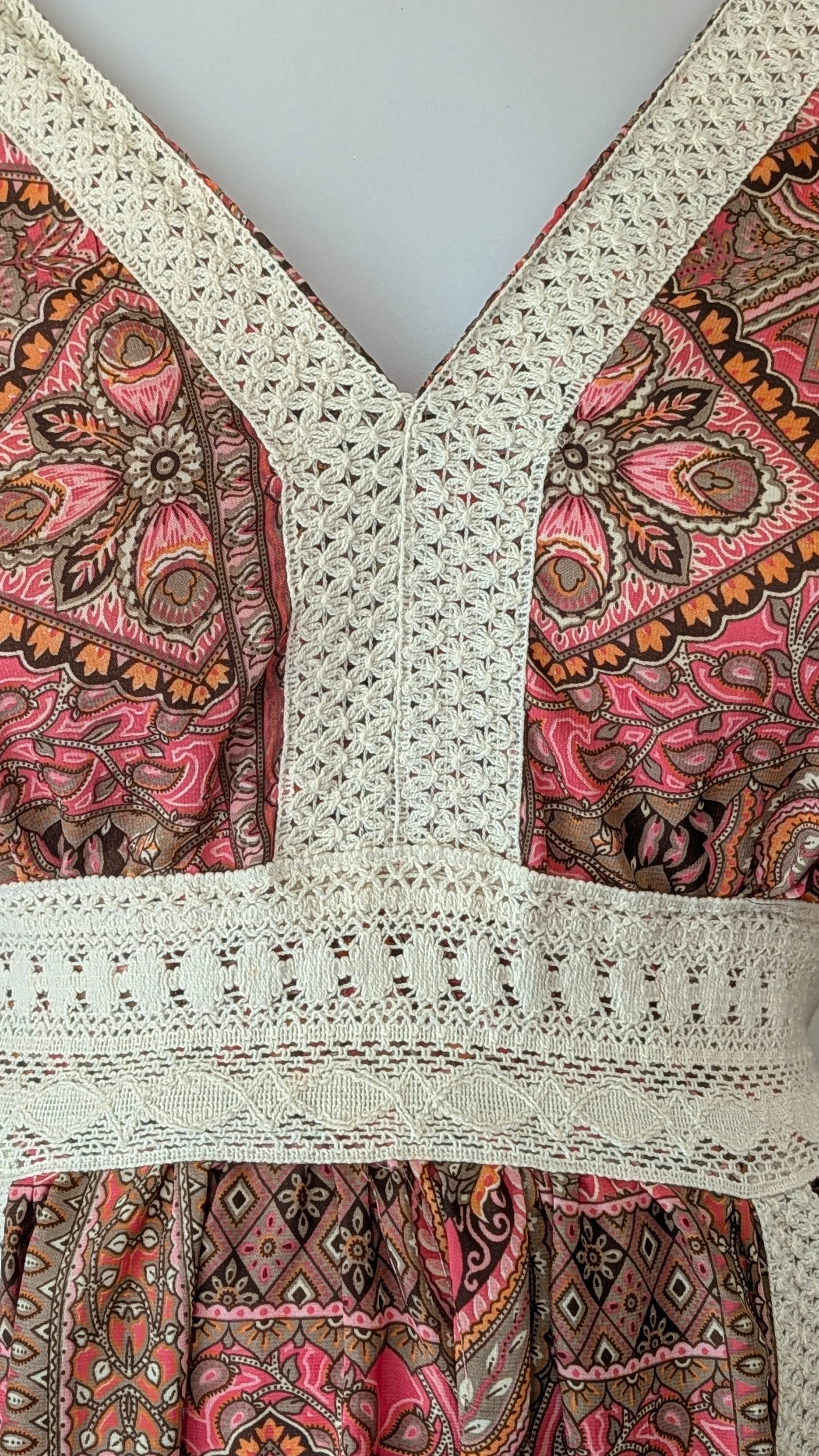 Robe macramé soie