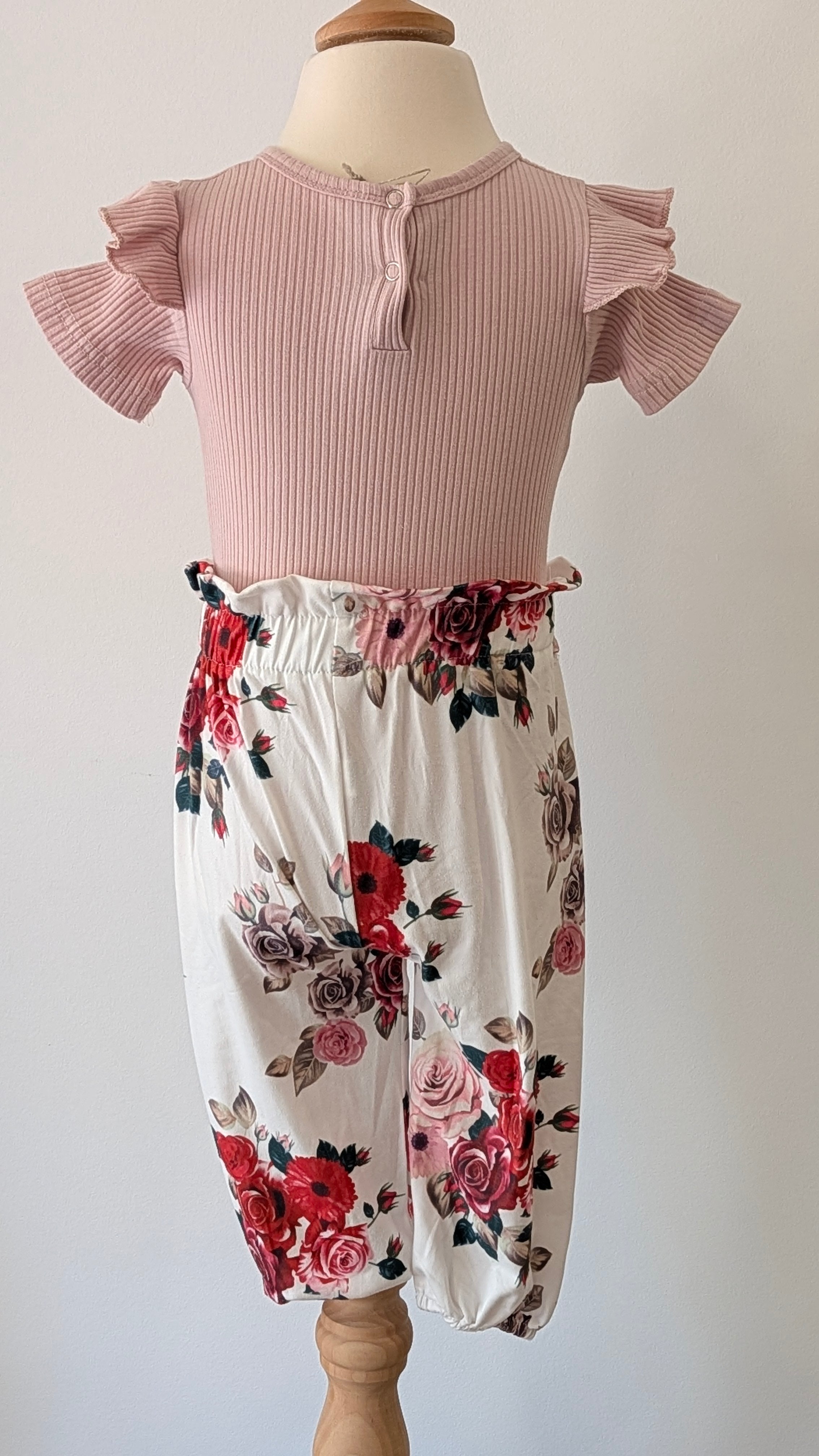 Ensemble sans marque - 18 mois