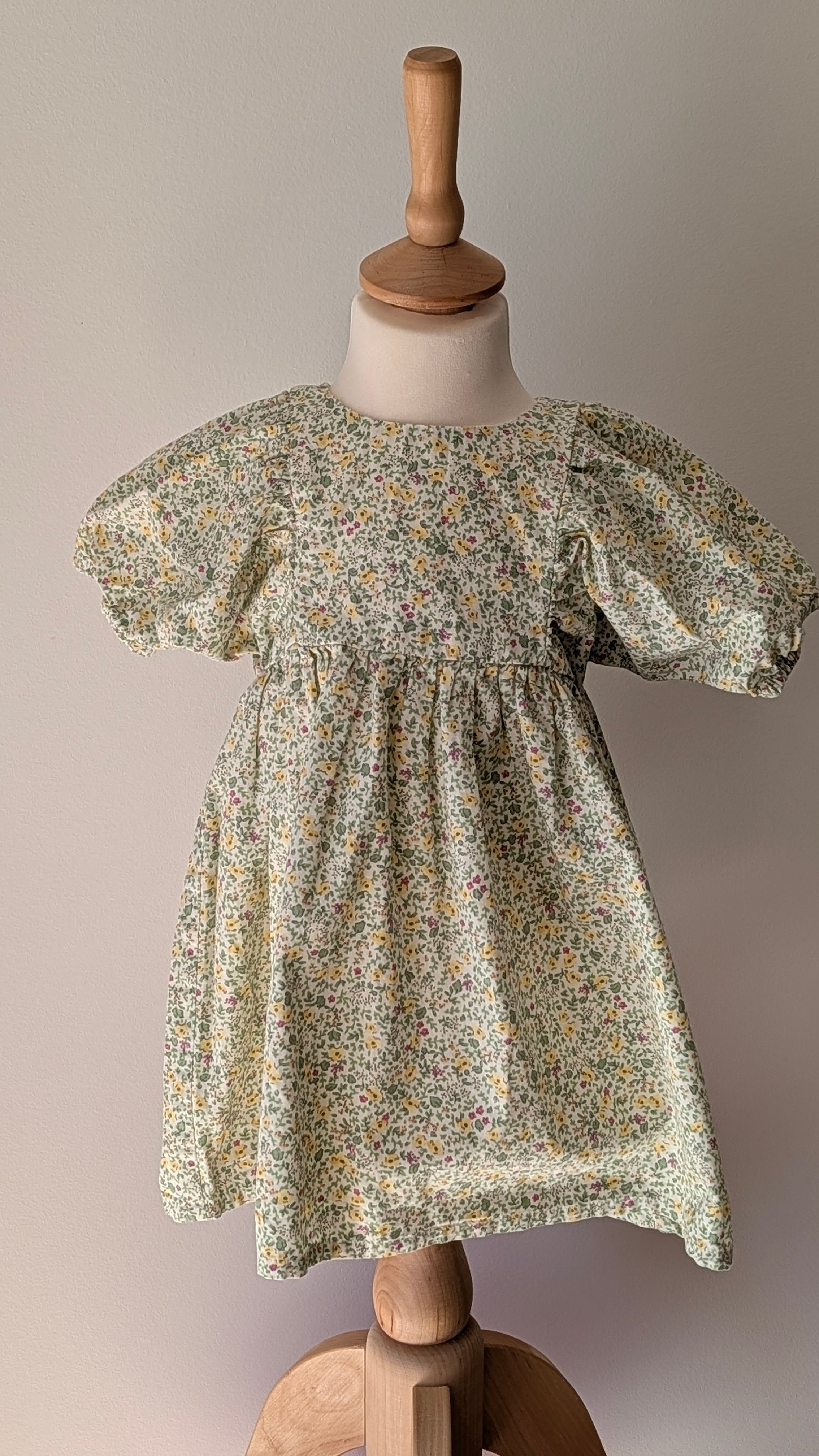 Robe H&M verte - 9 mois