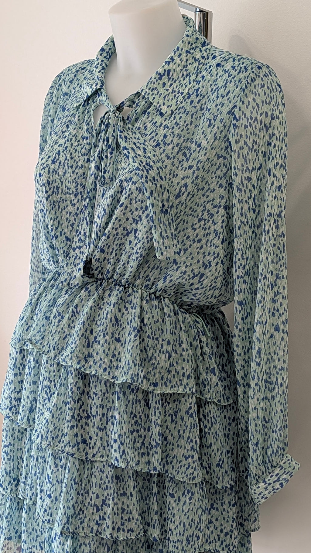 Robe Zara Froufrou bleu - L