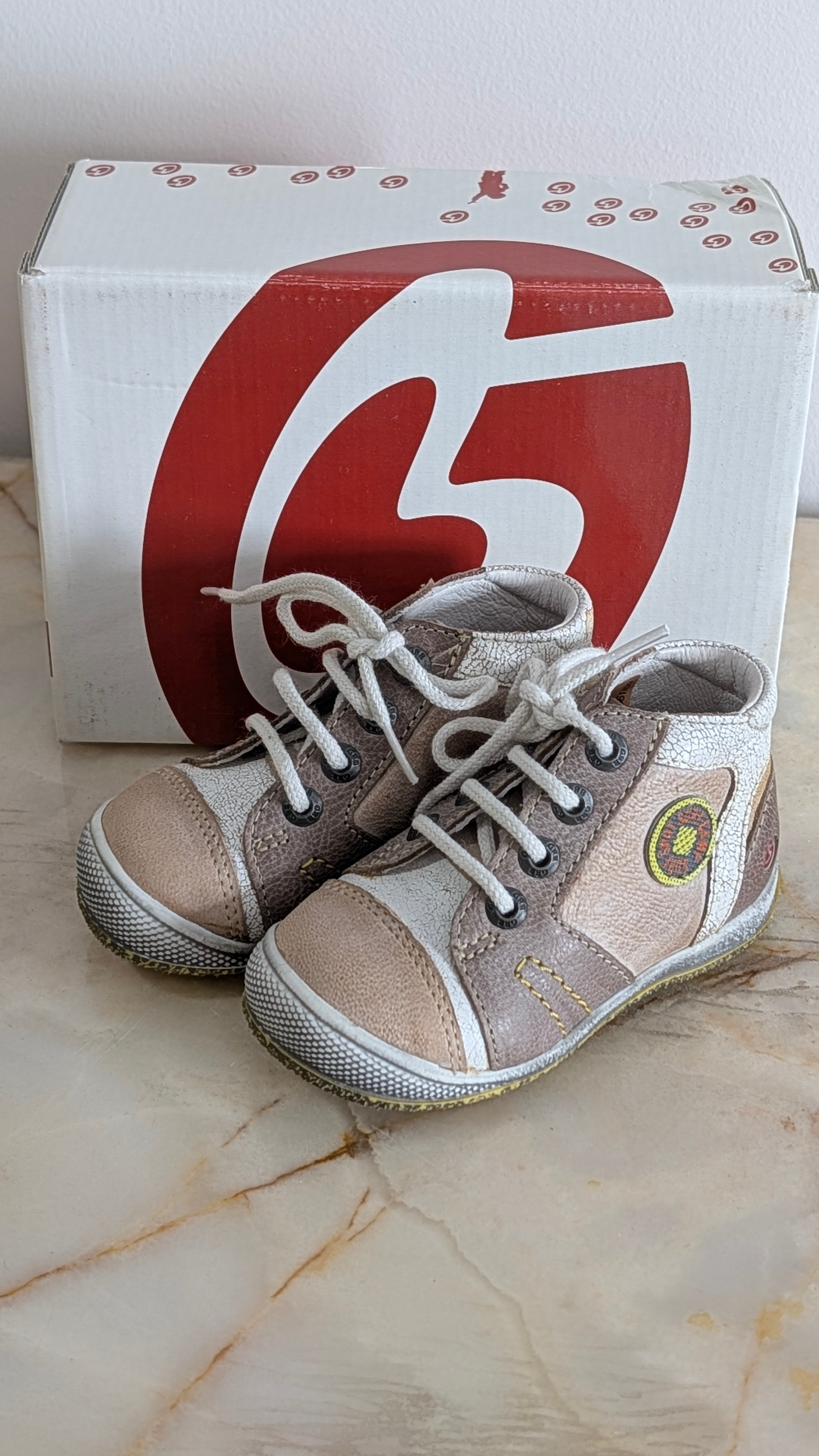 Chaussures GBB - 21