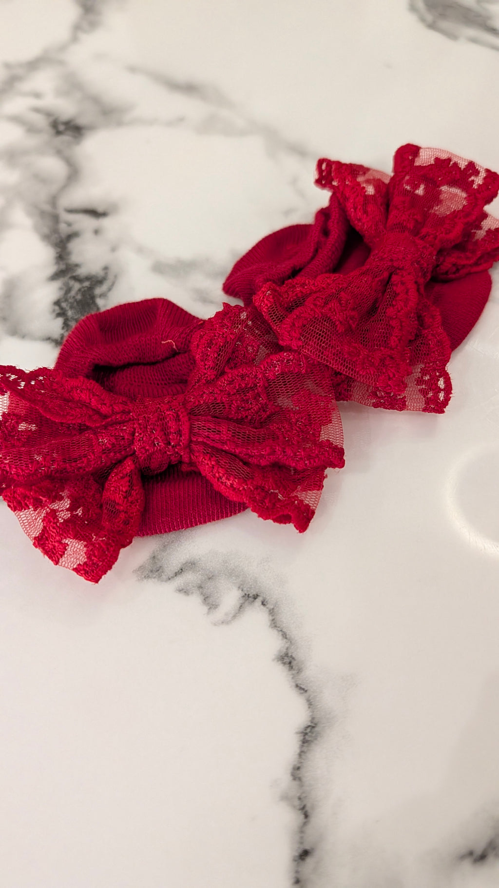 Ensemble noeud et chaussettes rouge