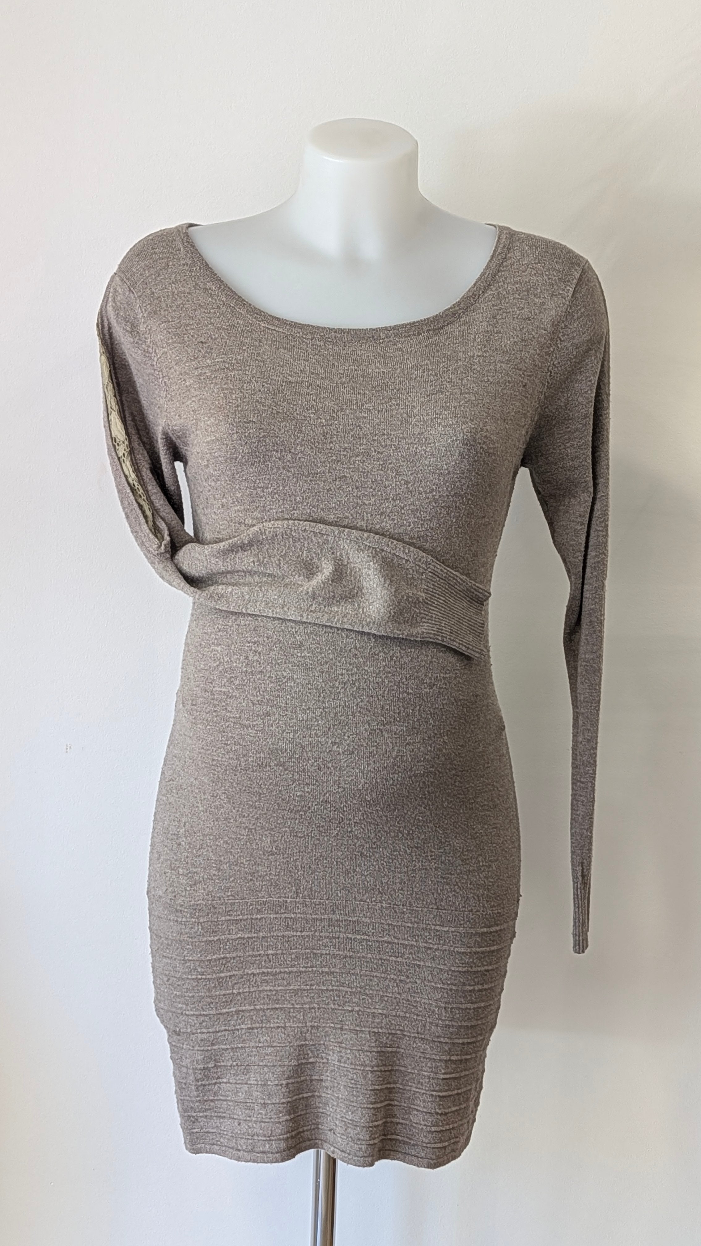 Robe pull Yili.K