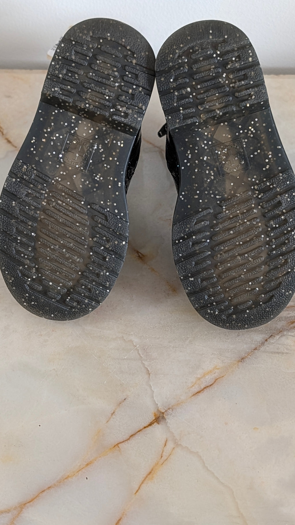 Boots Dr Martens - 24