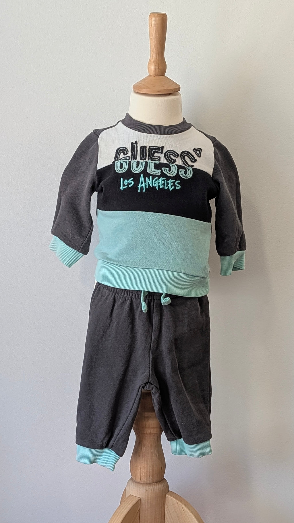Ensemble Guess - 3 Mois