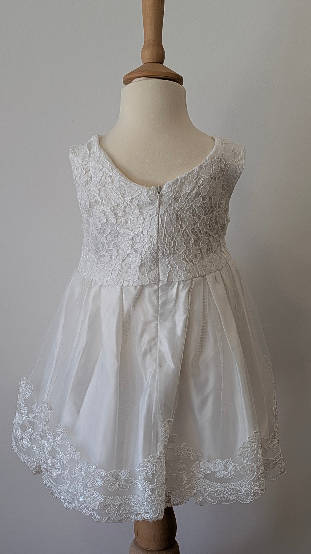 Robe Cérémonie - 9 Mois