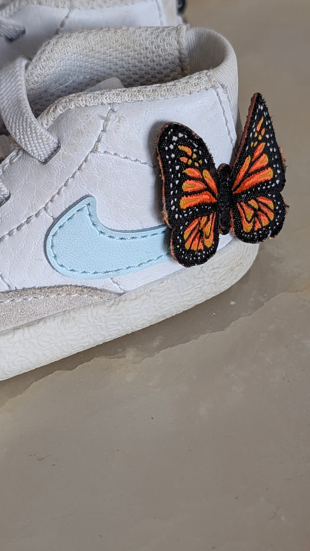 Basket Nike ed Limitée White Orange Butterfly- 17