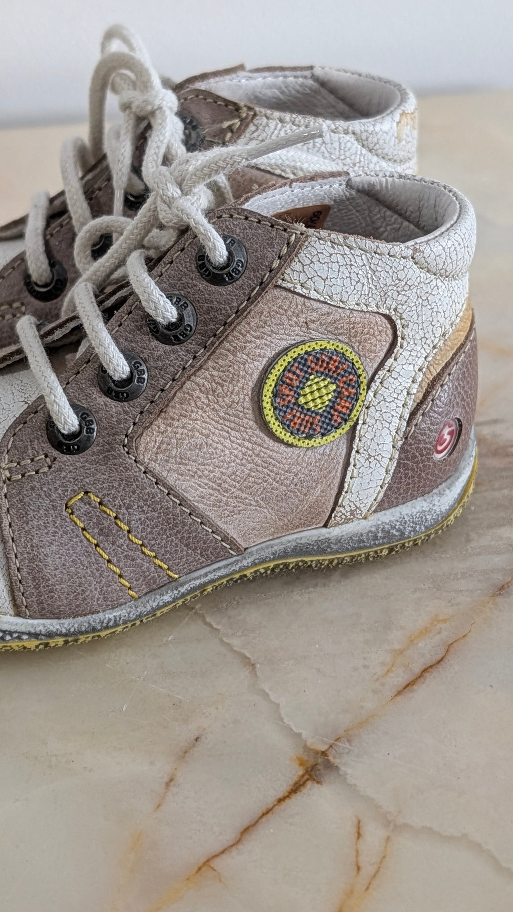 Chaussures GBB - 21