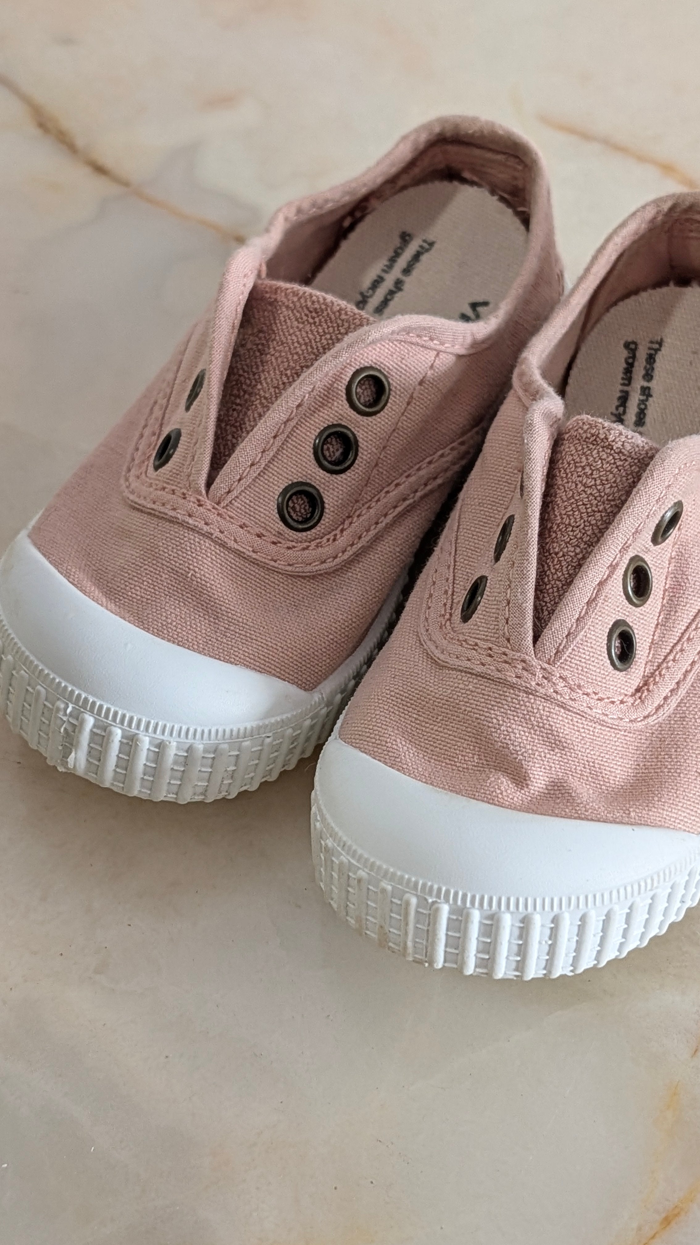 Chaussures Victoria Dear World - 22